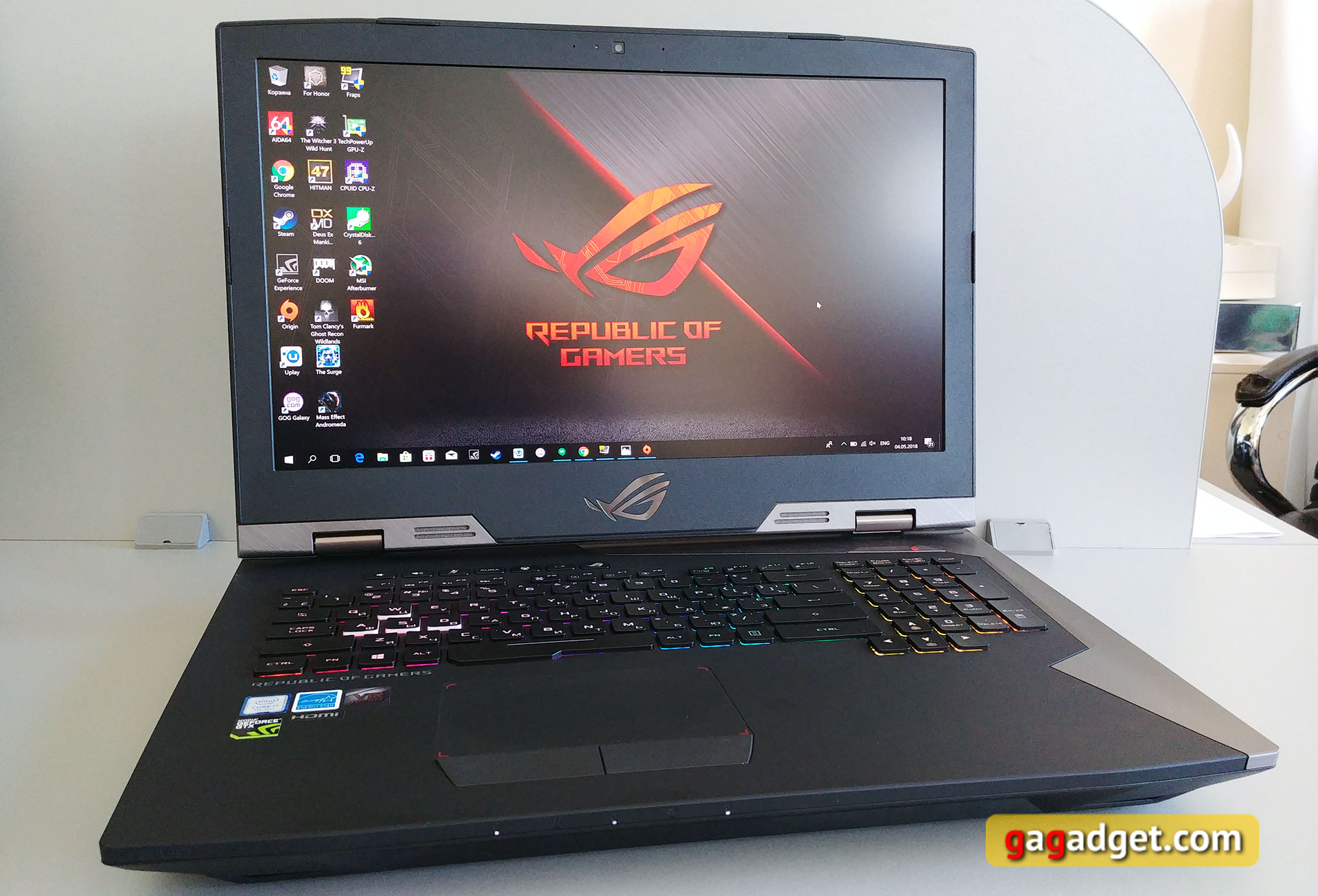 asus-rog-g703vi-01.jpg