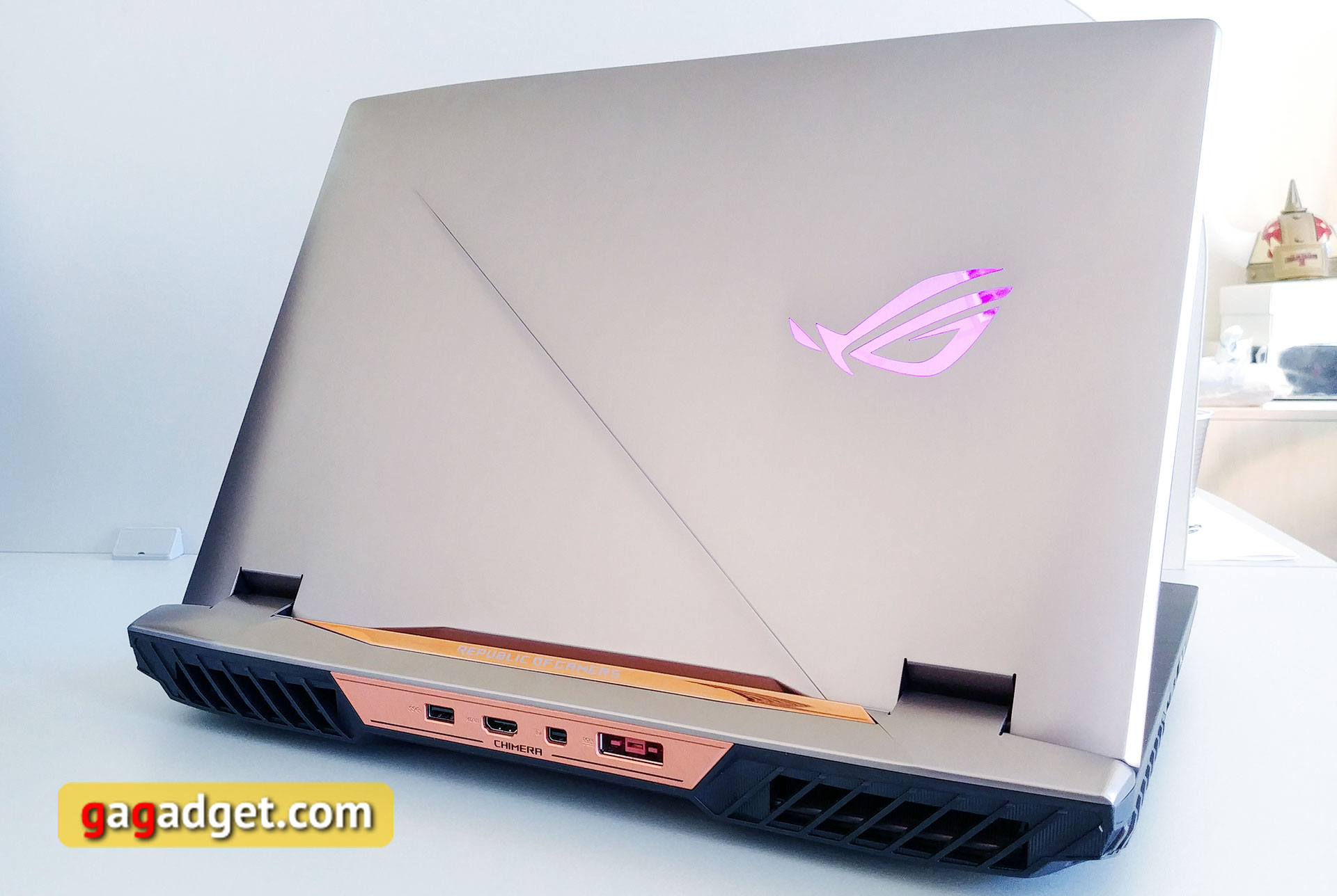 asus-rog-g703vi-10.jpg