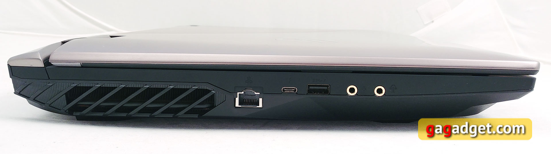 asus-rog-g703vi-16.jpg