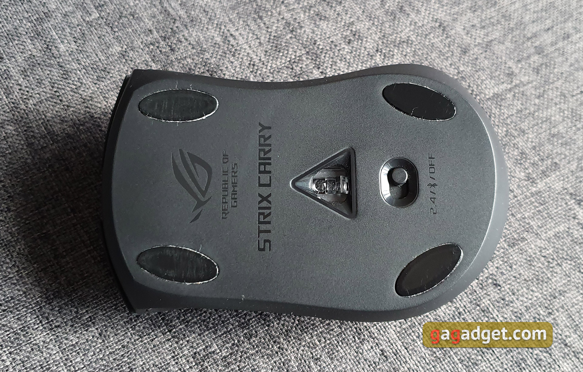 Обзор ASUS ROG Strix Carry: беспроводная игровая мышь для геймеров-путешественников-20