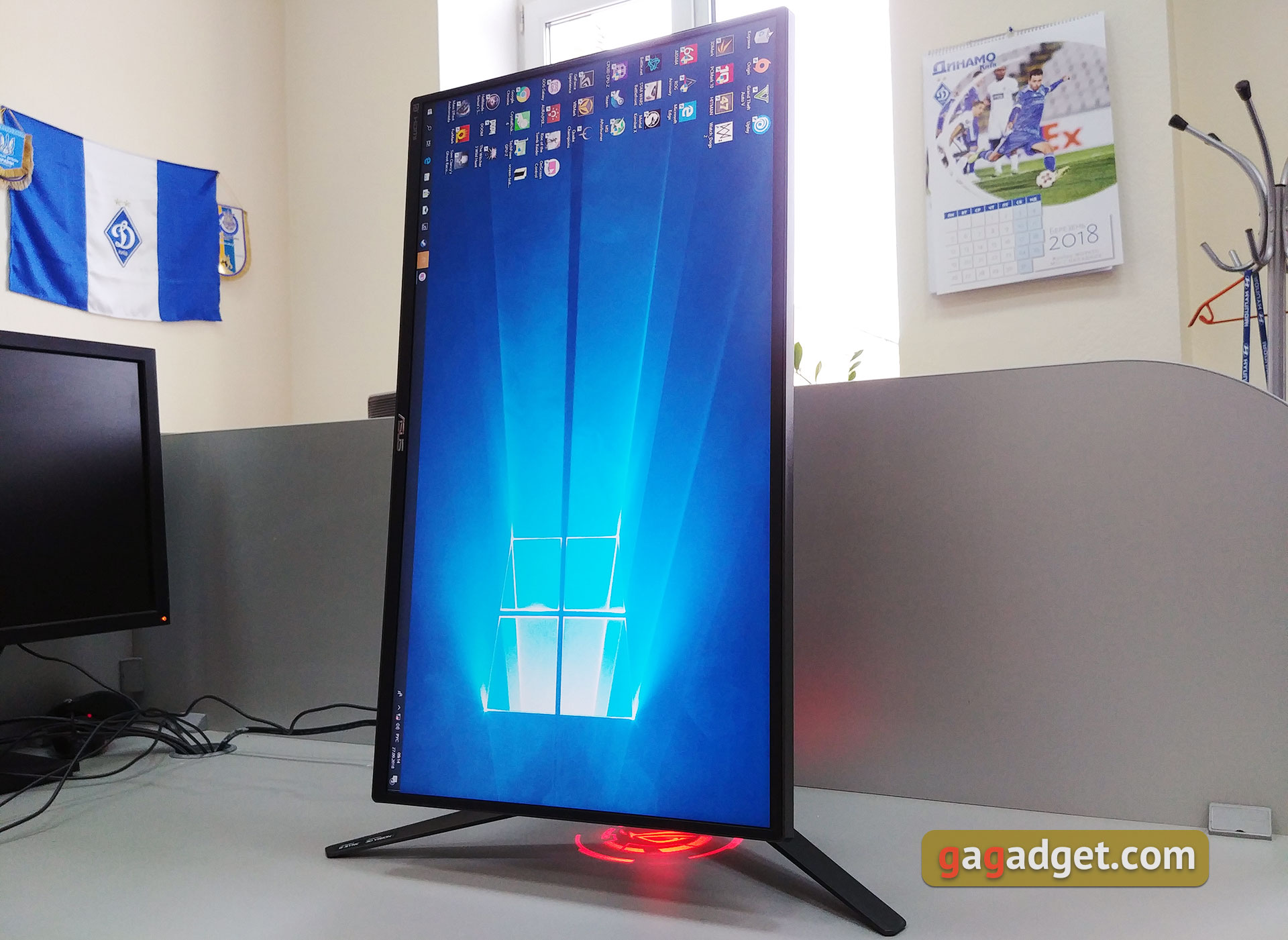 asus-rog-strix-pg258q-18.jpg