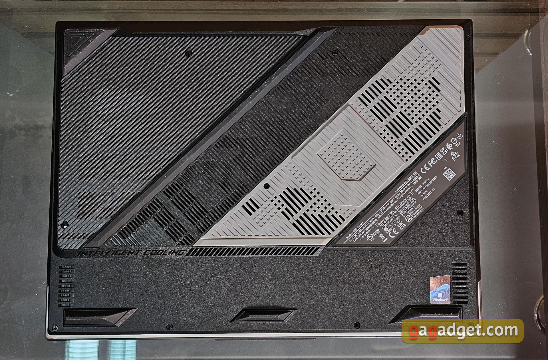 Обзор ASUS ROG Strix SCAR 16 (2023): тотальное доминирование на виртуальном поле боя-20