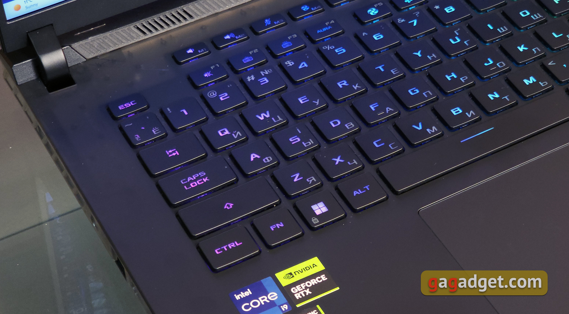 Обзор ASUS ROG Strix SCAR 16 (2023): тотальное доминирование на виртуальном поле боя-23