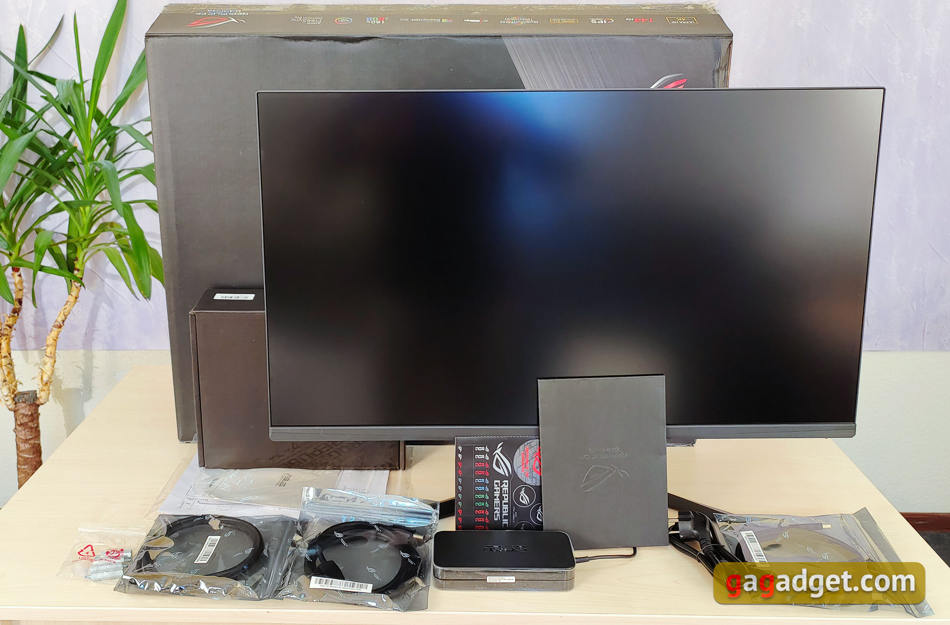 ASUS ROG Swift PG32UQ review: quantum dot 4K gaming monitor-2