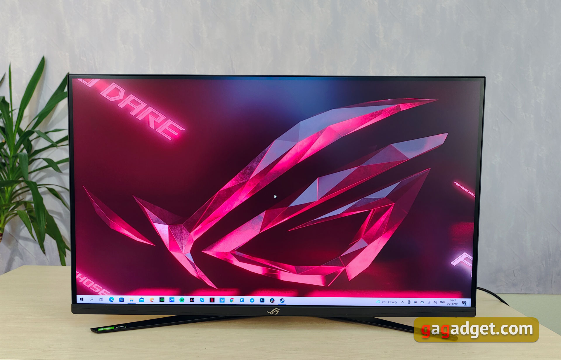 ASUS ROG Swift PG32UQ review: quantum dot 4K gaming monitor-19