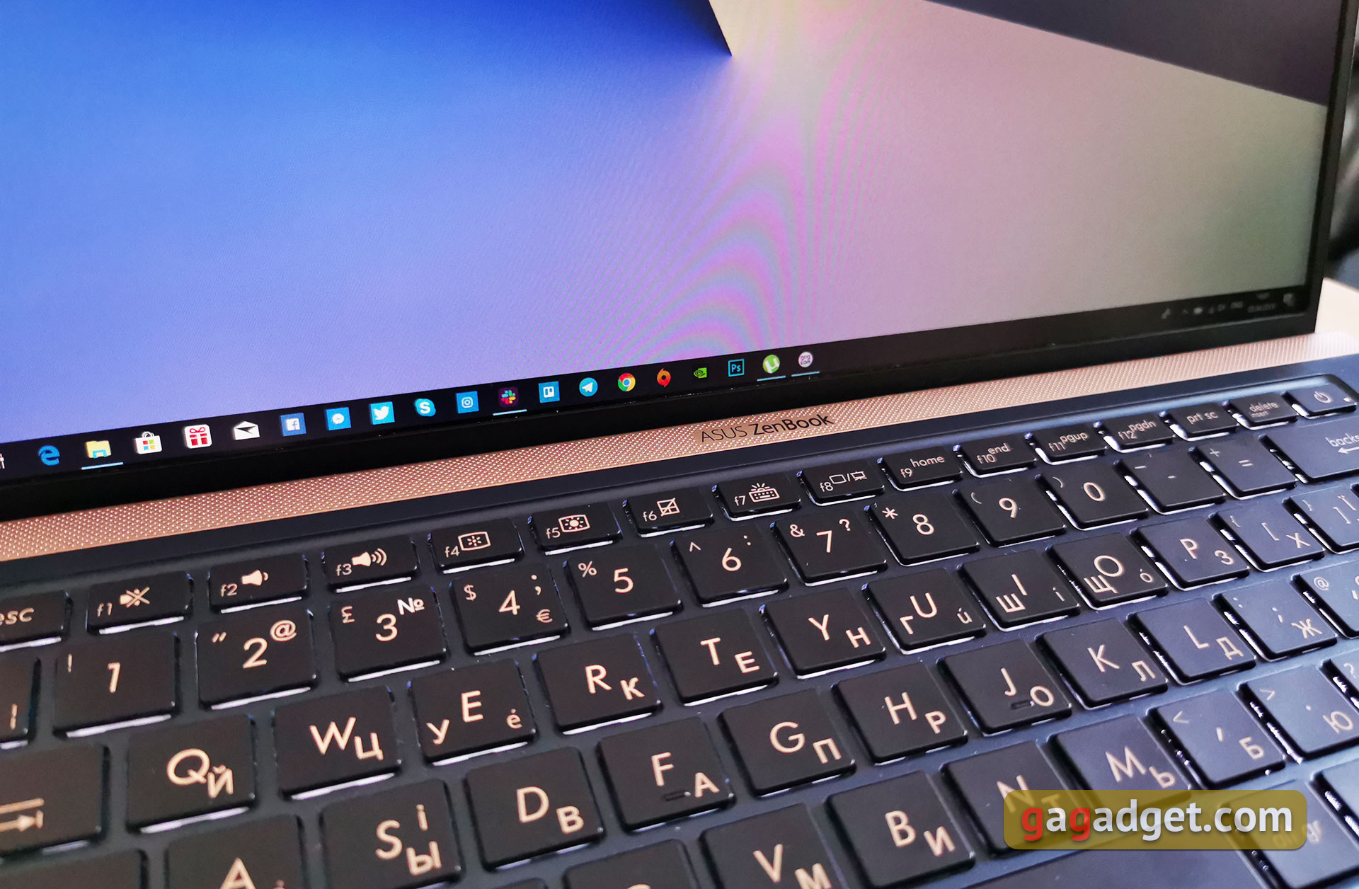 Обзор ASUS ZenBook 13 UX333FN: мобильность и производительность-6