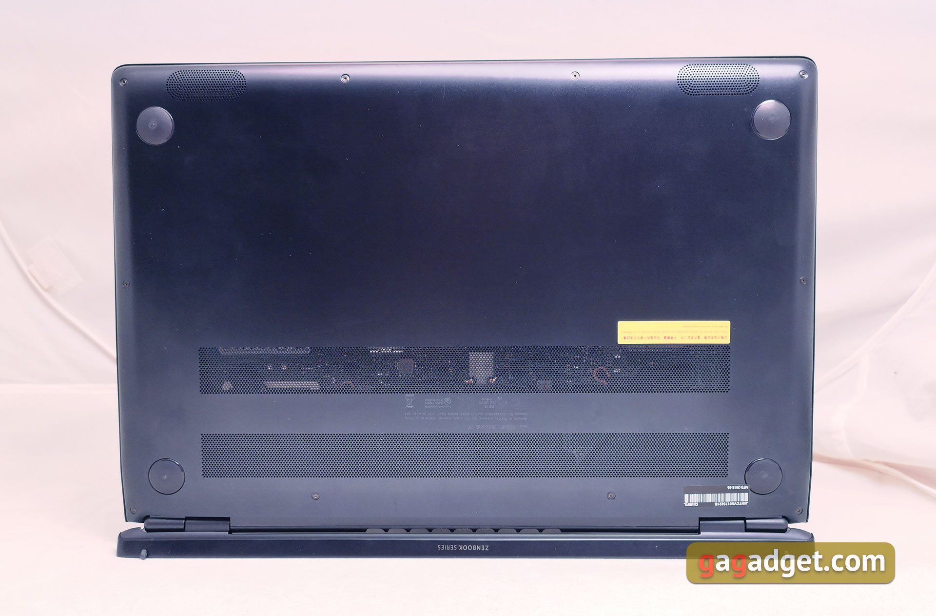 asus-zenbook-pro-14-ux450fd-10.jpg