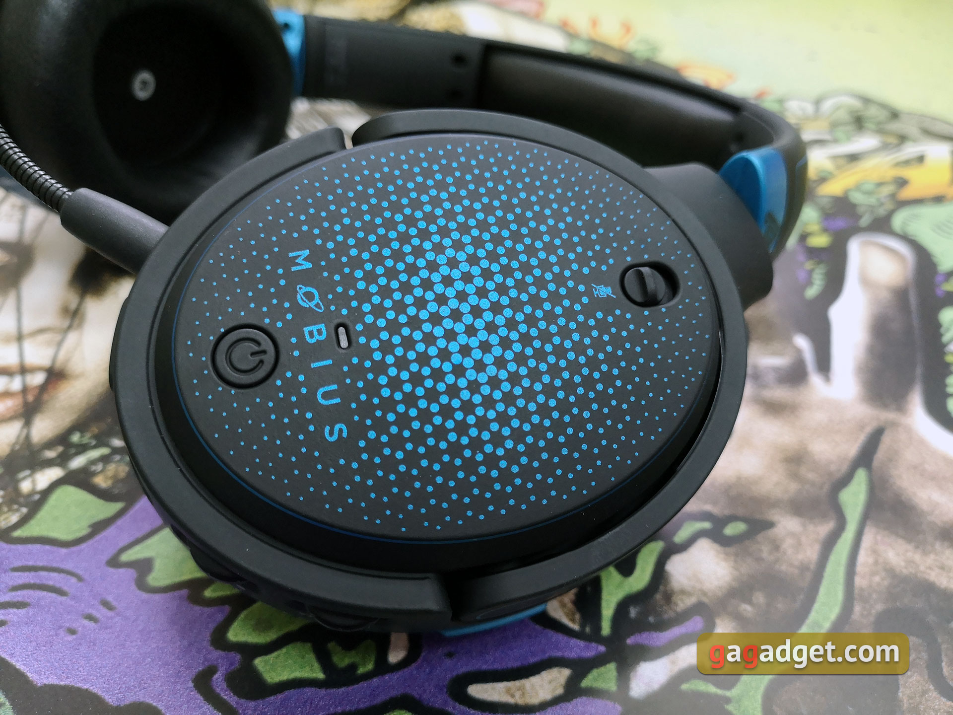 audeze-mobius-13.jpg