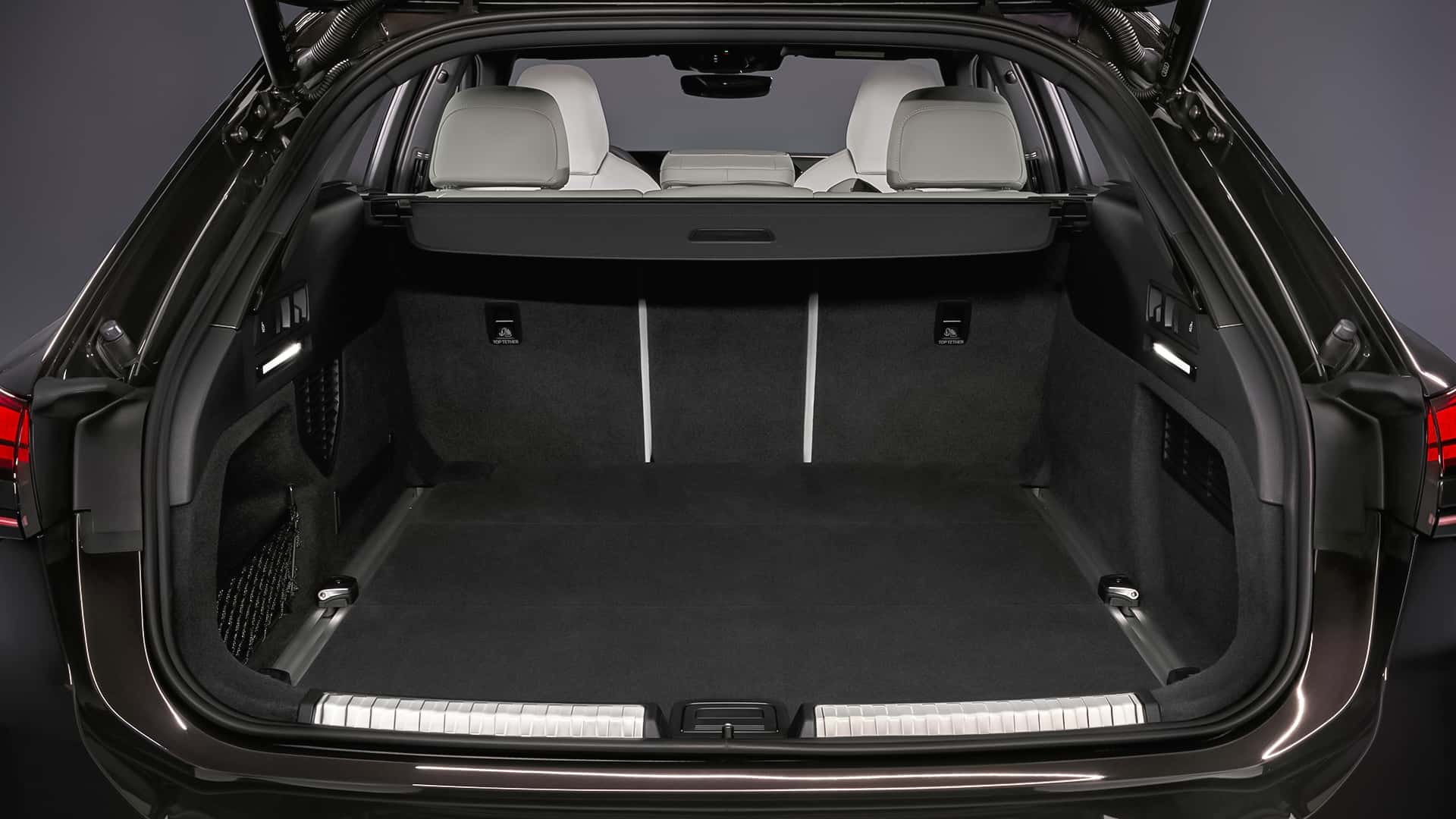 Audi A6 Avant 2025 - interiors and technology