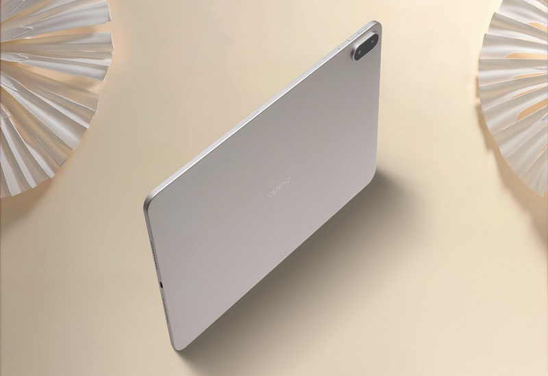 Oppo Pad 4 Pro tablet in the background