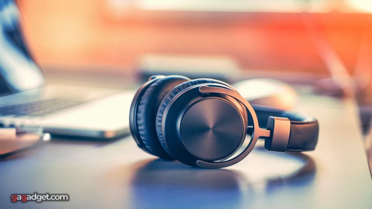 Best Noise Cancelling Headphones for Work in 2026