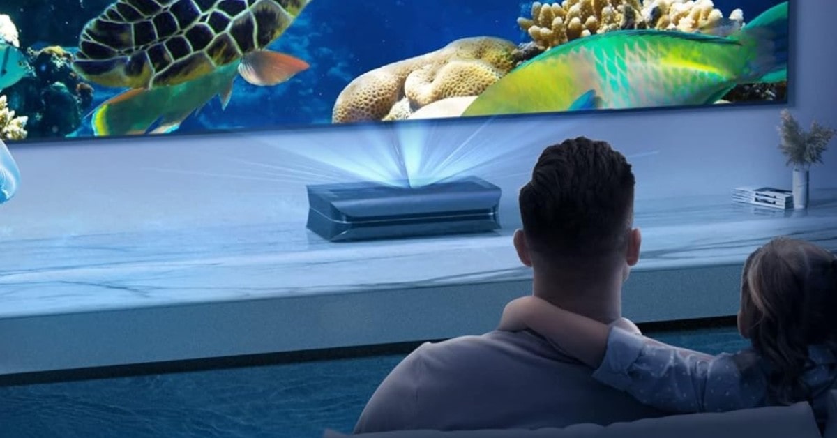 best short throw projector 4k