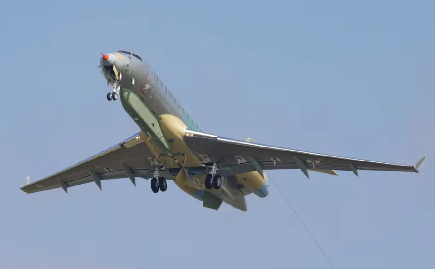 Військовий літак Bombardier Global 6500