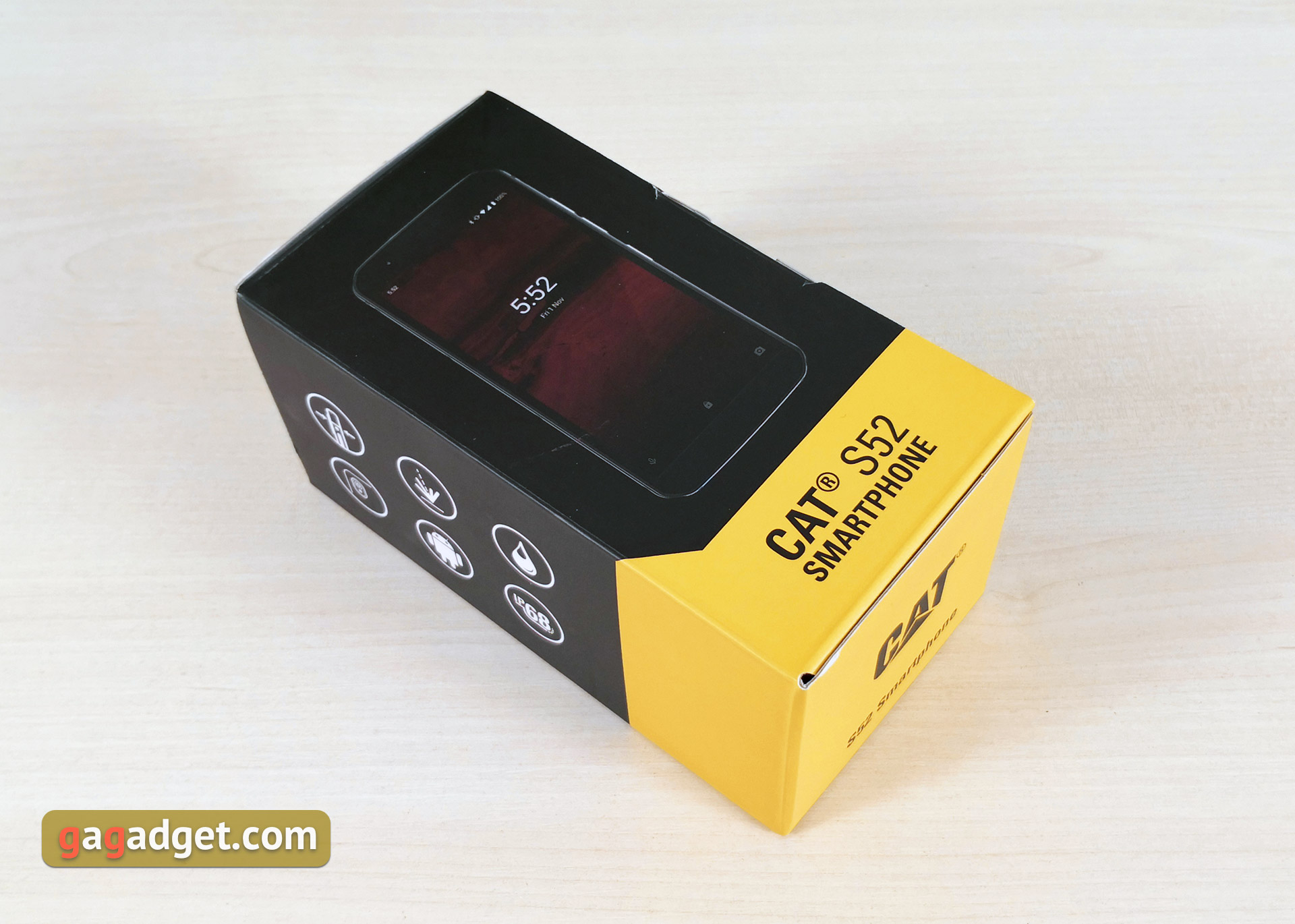 CAT S52 review: the "unbreakable" smartphone with a human face and NFC-3