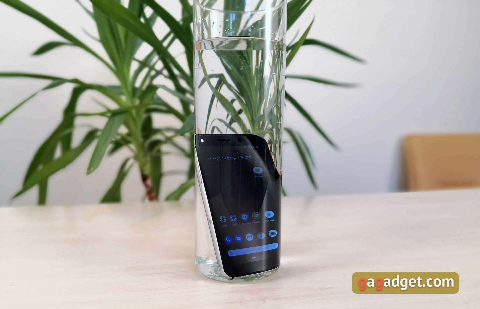 CAT S52 review: the "unbreakable" smartphone with a human face and NFC-18