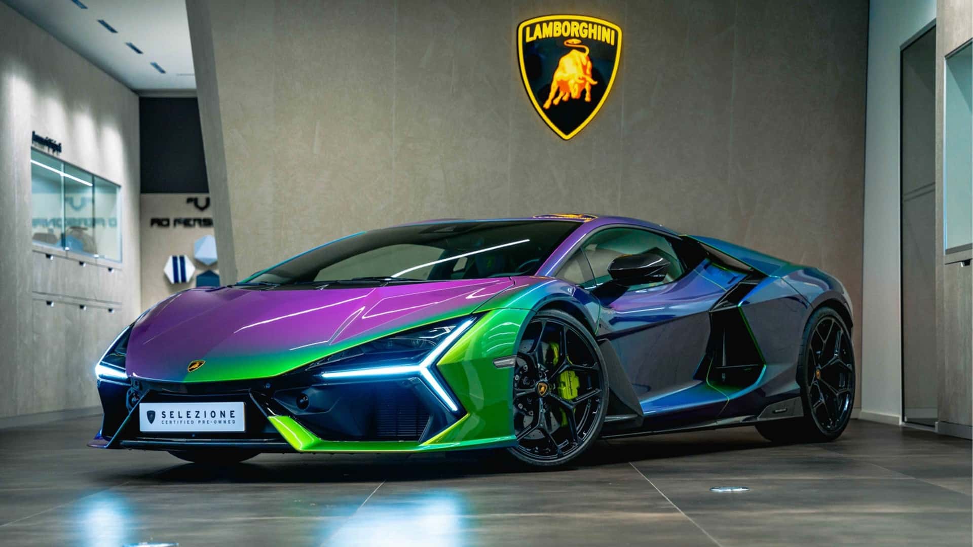 Lamborghini Revuelto avec peinture changeante
