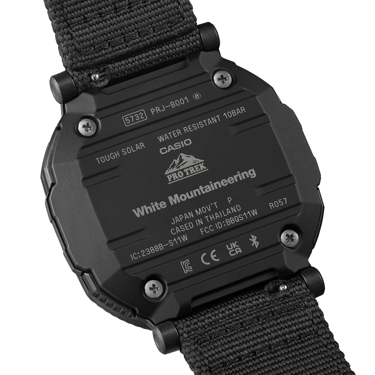 Casio Pro Trek PRJ-B001WM-1 avec design noir et motifs triangulaires
