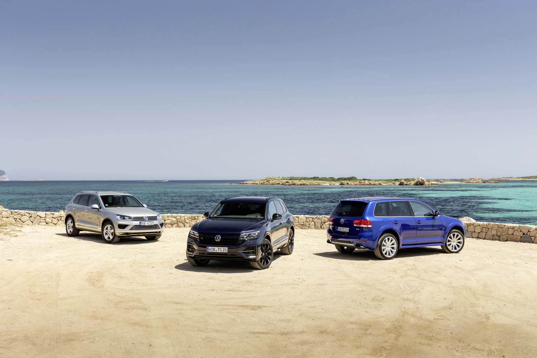 Поколения VW Touareg