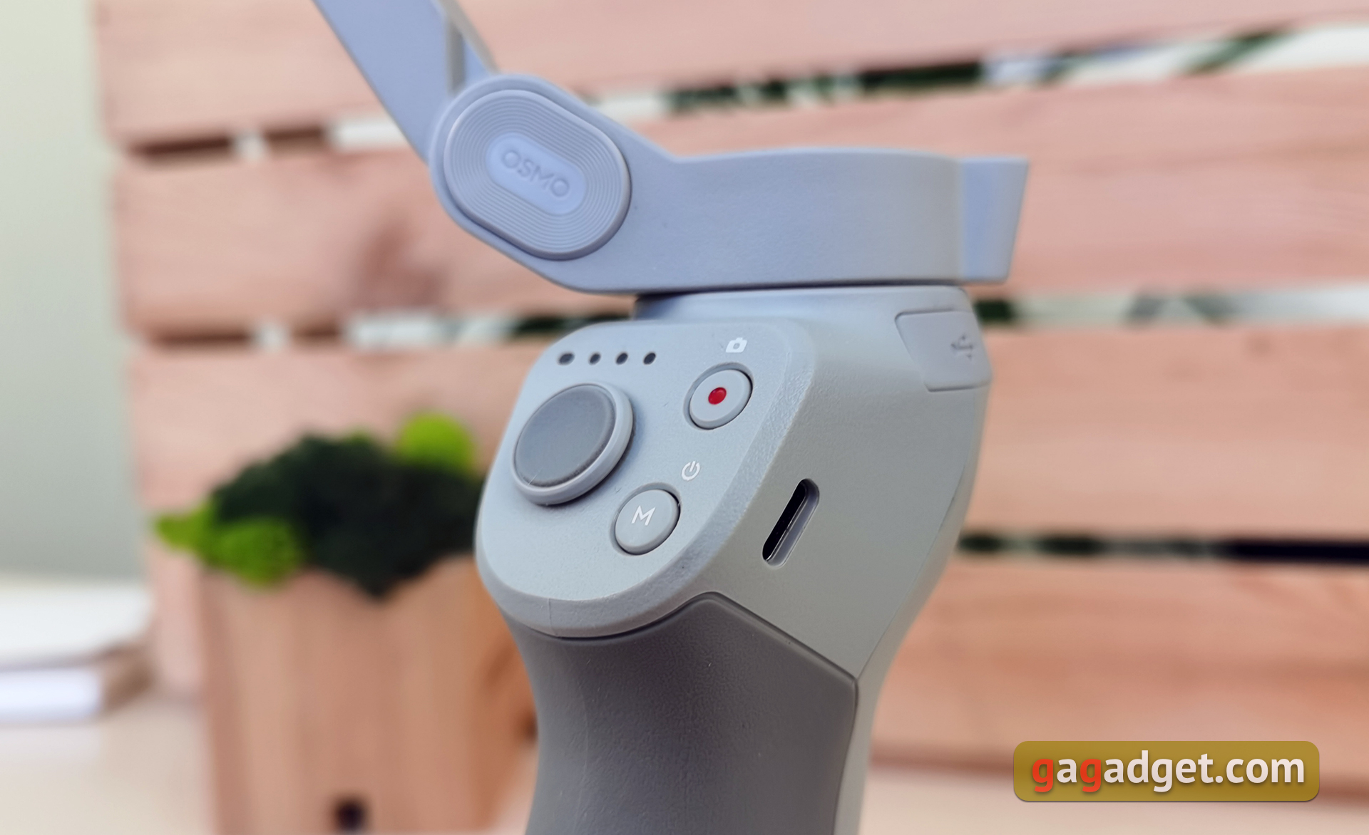 Обзор DJI OM4 (Osmo Mobile 4): самый технологичный стабилизатор для смартфона-13