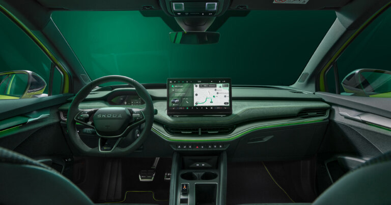 Intérieur avant du Skoda Elroq RS