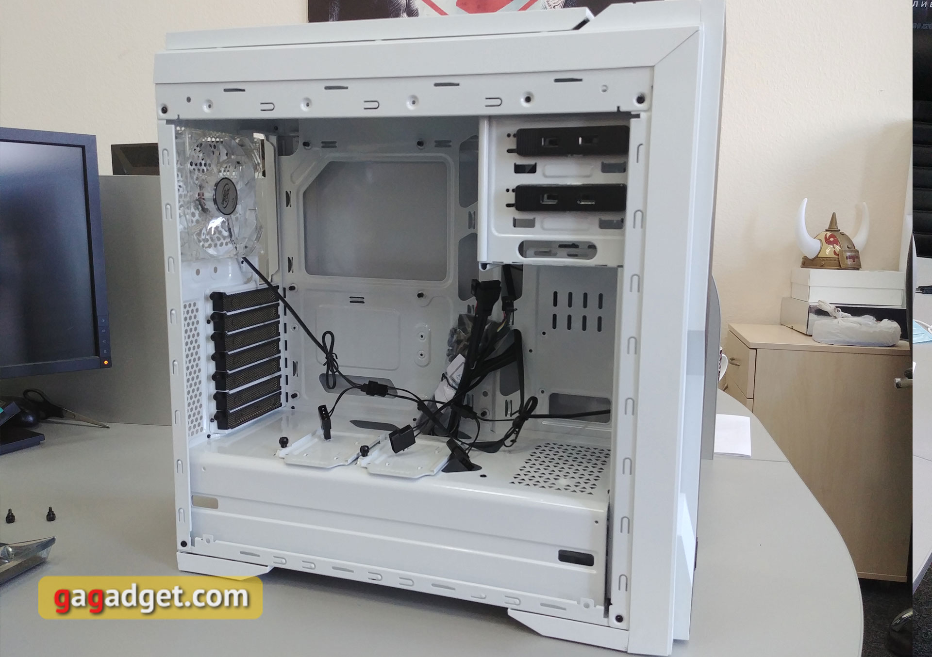 gaming-pc-medium-price-tier-mid2018-08.jpg