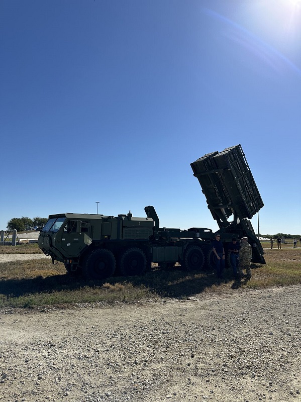 Учетверо потужніший за HIMARS: оборонний концерн Lockheed Martin представив прототип нової реактивної системи залпового вогню-3