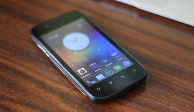 Беглый обзор Android-смартфонов Highscreen Strike и Blast-9