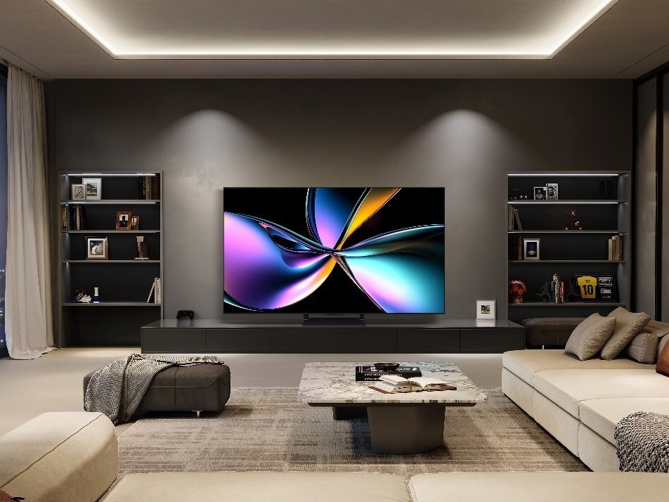 TV set Hisense U7QG