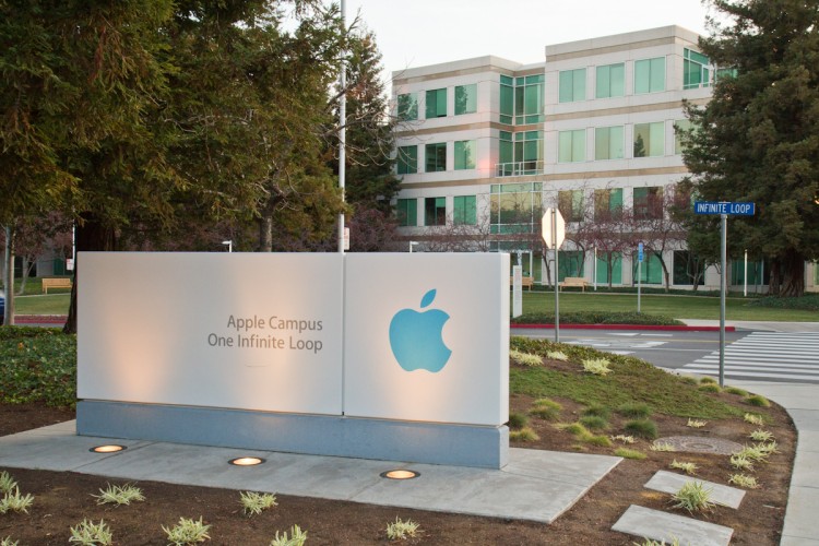 Легенды Силиконовой долины: история Apple Легенды Силиконовой долины: история Apple