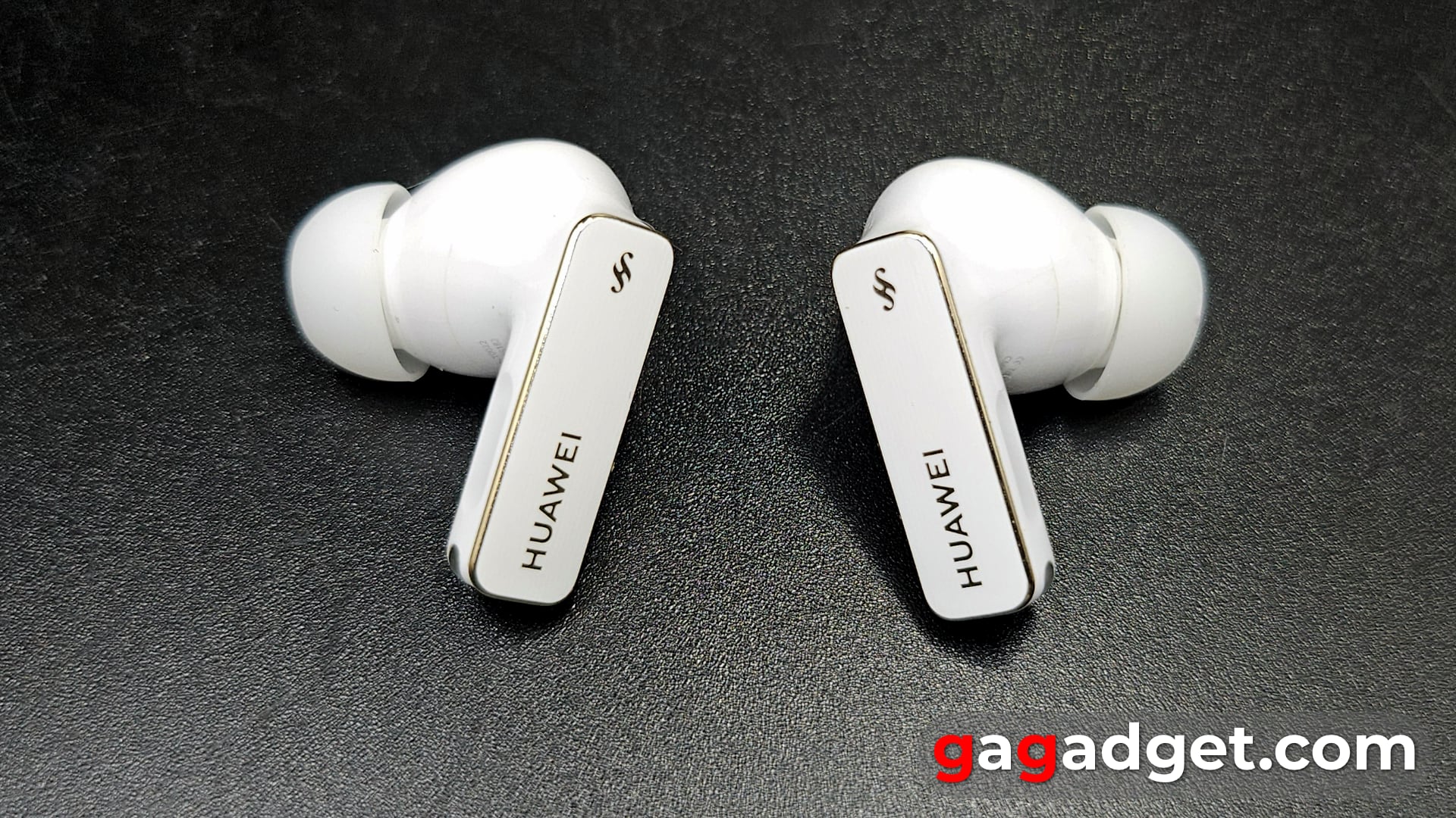 Шумоподавление с эффектом памяти: обзор TWS-наушников Huawei FreeBuds Pro 4-12