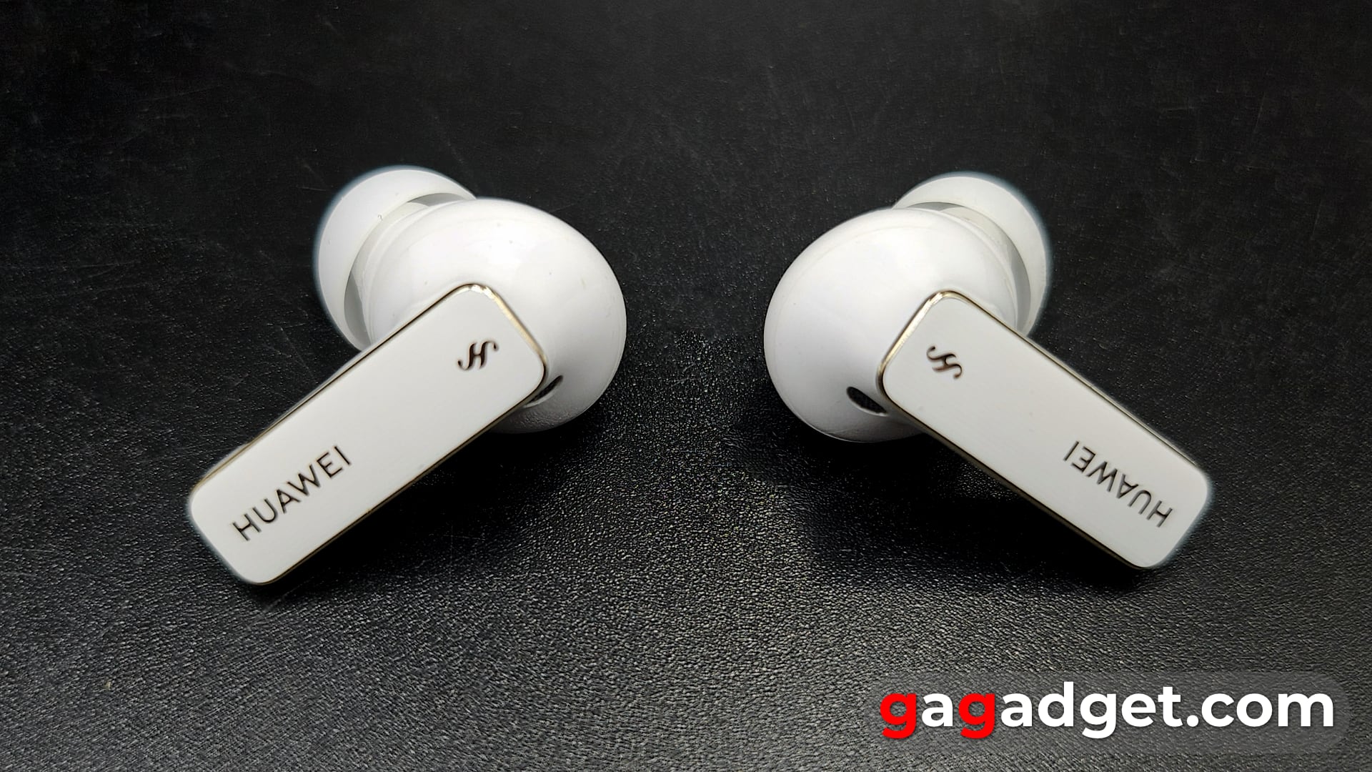 Шумоподавление с эффектом памяти: обзор TWS-наушников Huawei FreeBuds Pro 4-13