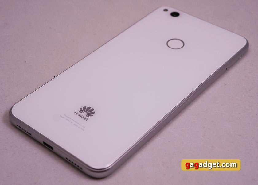 Обзор Huawei P8 Lite 2017: хорошо забытое старое-10