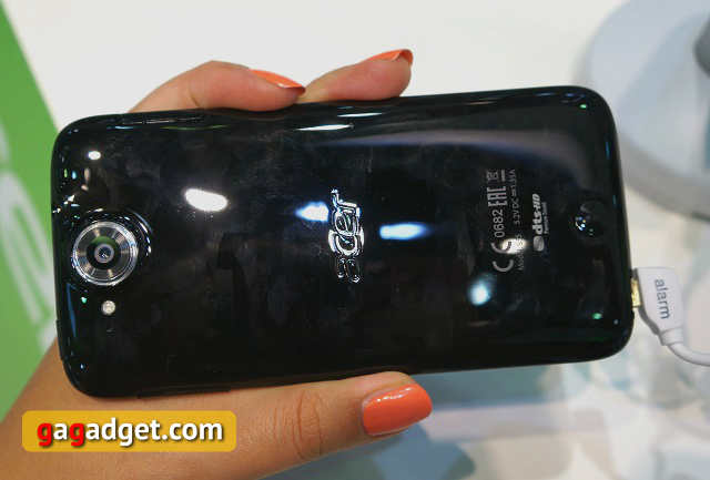IFA 2014: смартфоны Lenovo, HTC, Huawei, Acer, Alcatel своими глазами-19