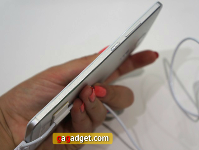 IFA 2014: смартфоны Lenovo, HTC, Huawei, Acer, Alcatel своими глазами-11