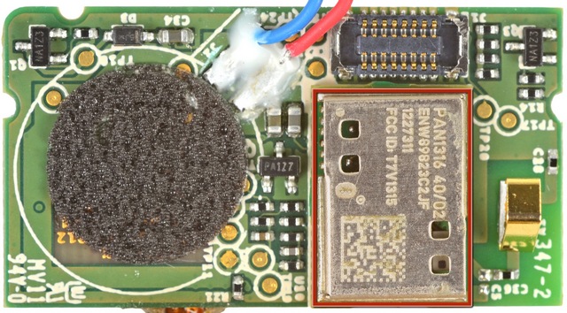 Как в iFixit от скуки разобрали «умные» часы Pebble-7