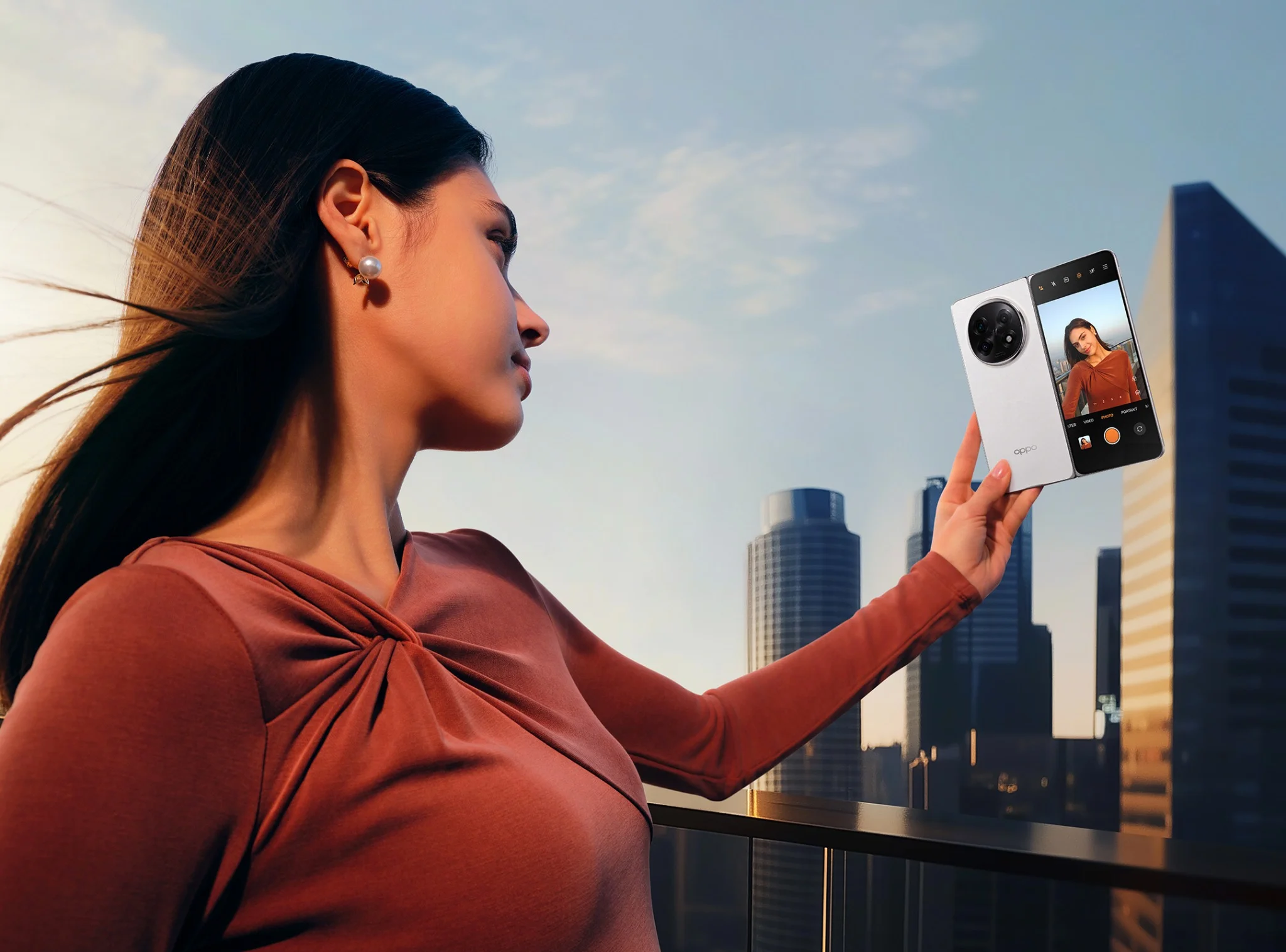 Технології смартфона OPPO Find N5