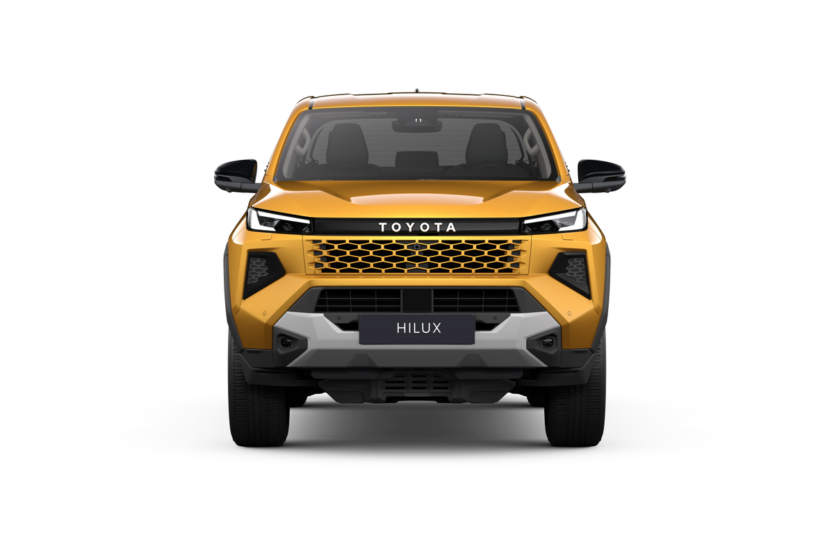 Toyota Hilux вид збоку