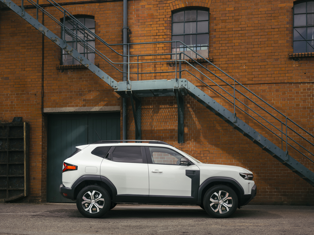 Вантажний відсік Dacia Duster Cargo
