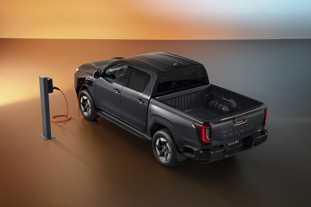 Інтер'єр Toyota Hilux