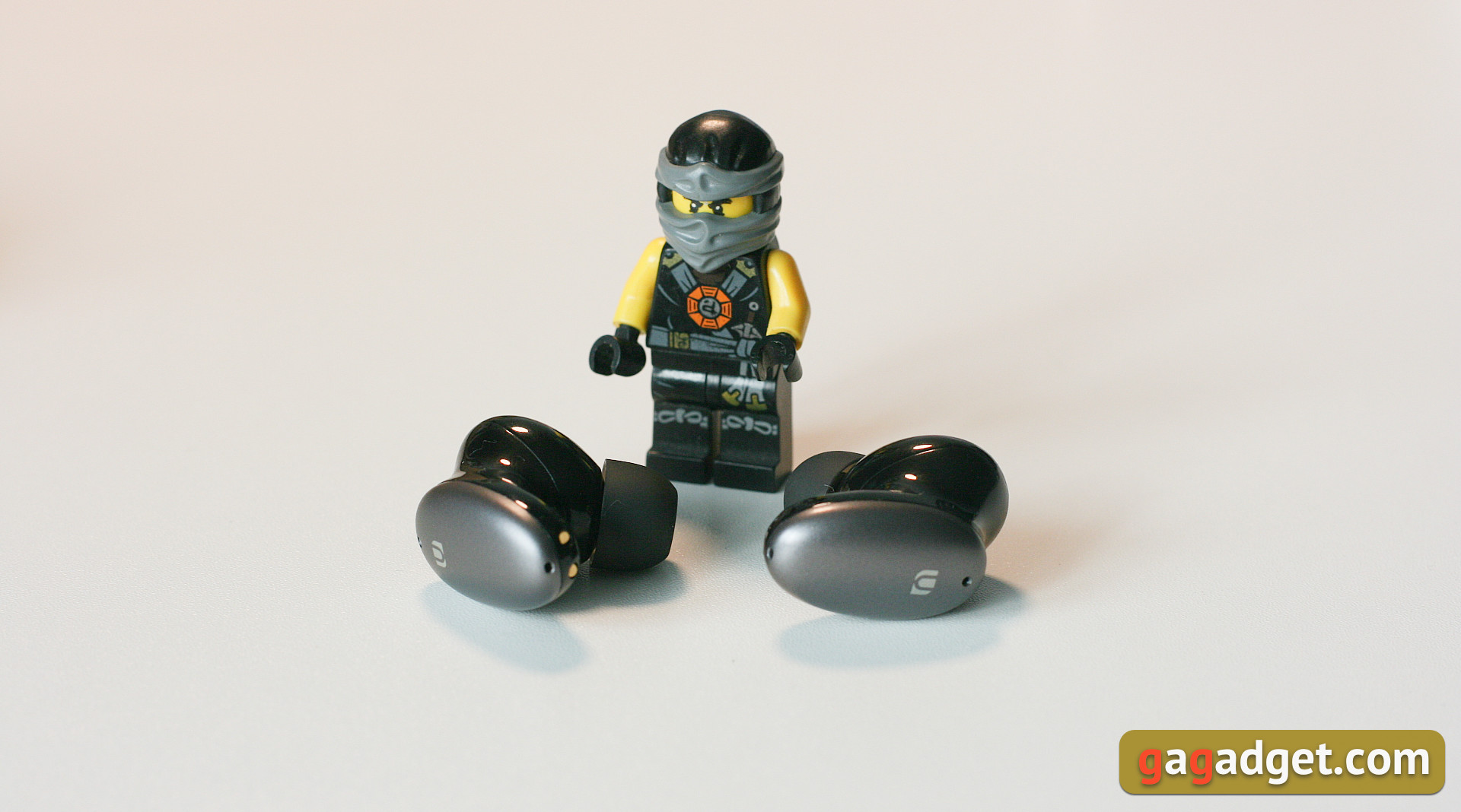 More business and less noise: Ugreen HiTune X6 TWS headphones review-16