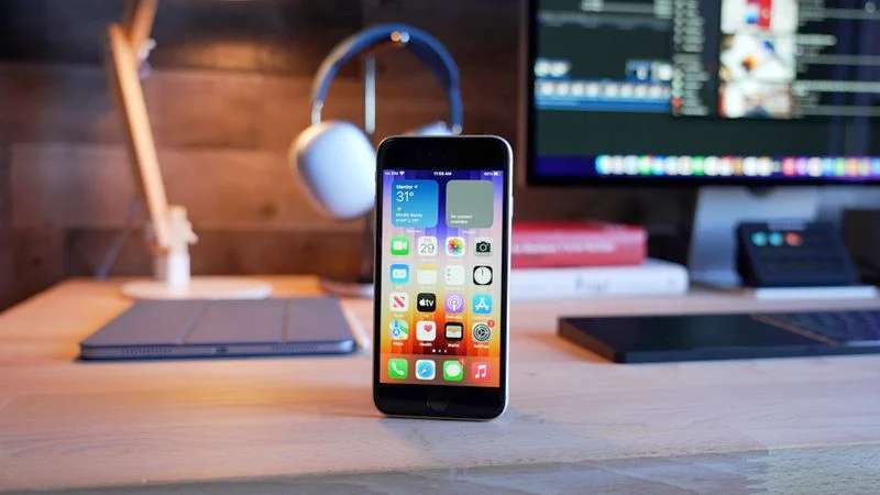 iPhone SE 3, модель с чипом A15 Bionic и поддержкой 5G