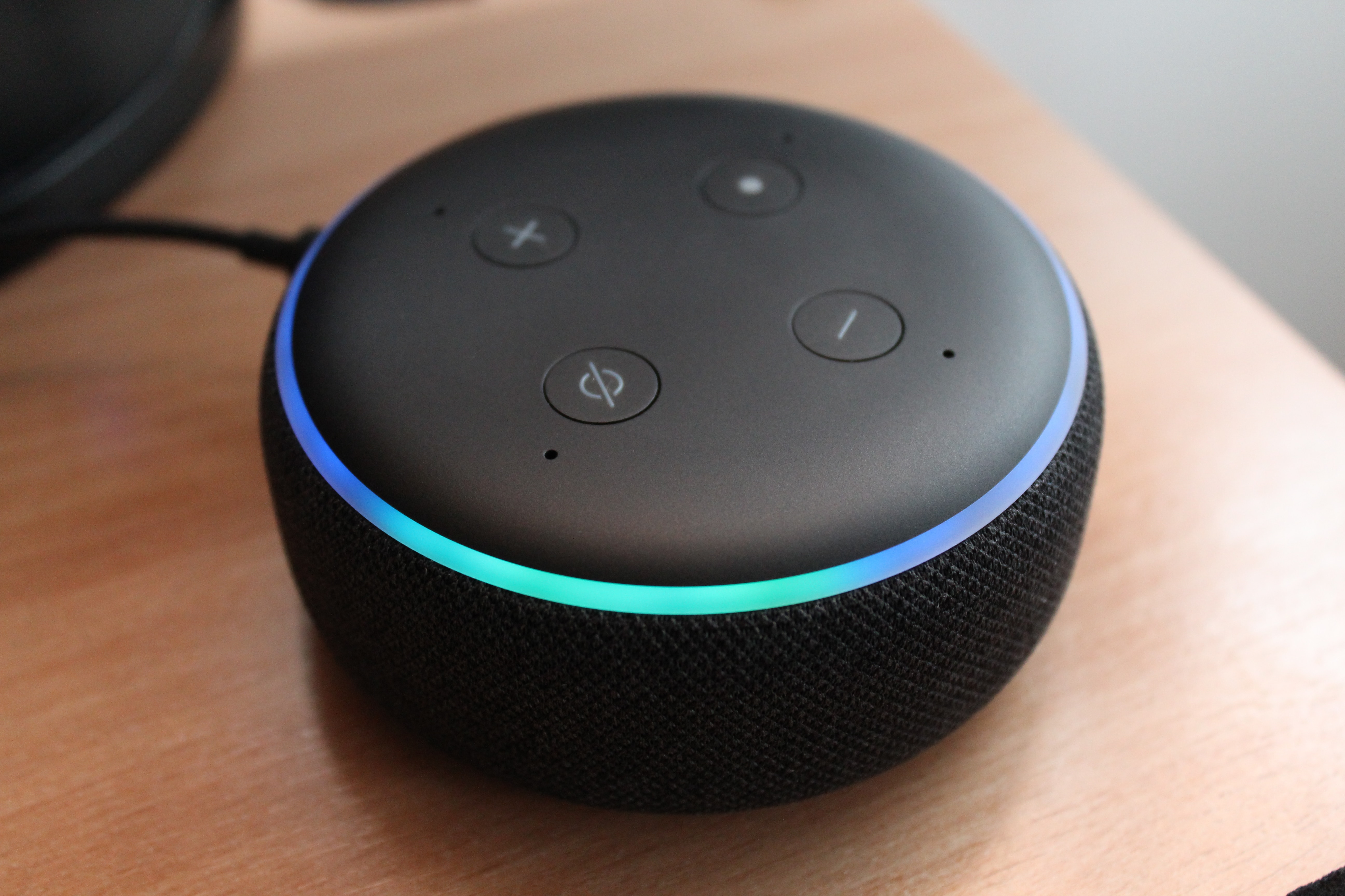 Amazon a confirmé que les enregistrements vocaux d'Alexa sont utilisés pour entraîner l'IA.