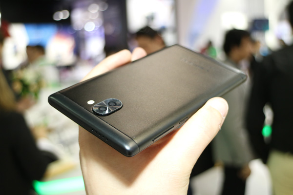leagoo_t_mix_2.jpg