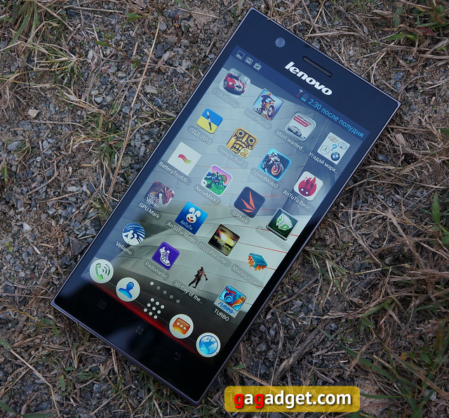 Обзор Lenovo K900: начало атомного века  -11