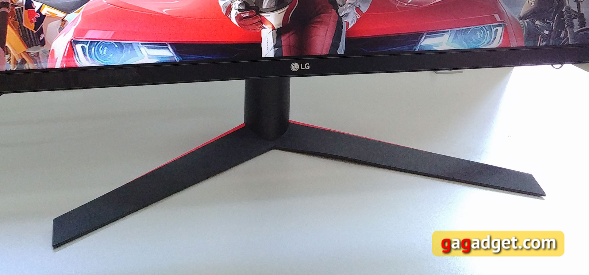 lg-32gk850g-08.jpg