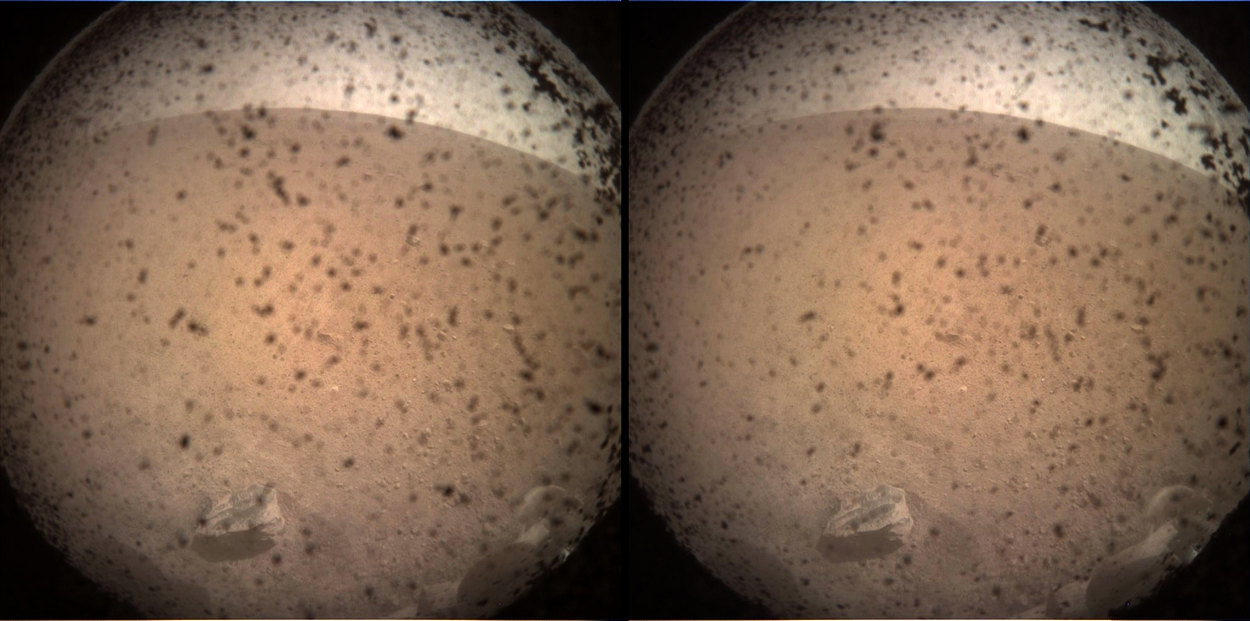 mars-insight-first-photos-1.jpg