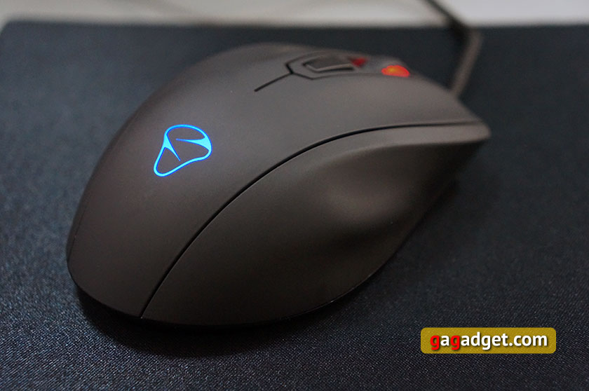 Обзор геймерской мышки Mionix Castor и поверхности Sargas 320-6