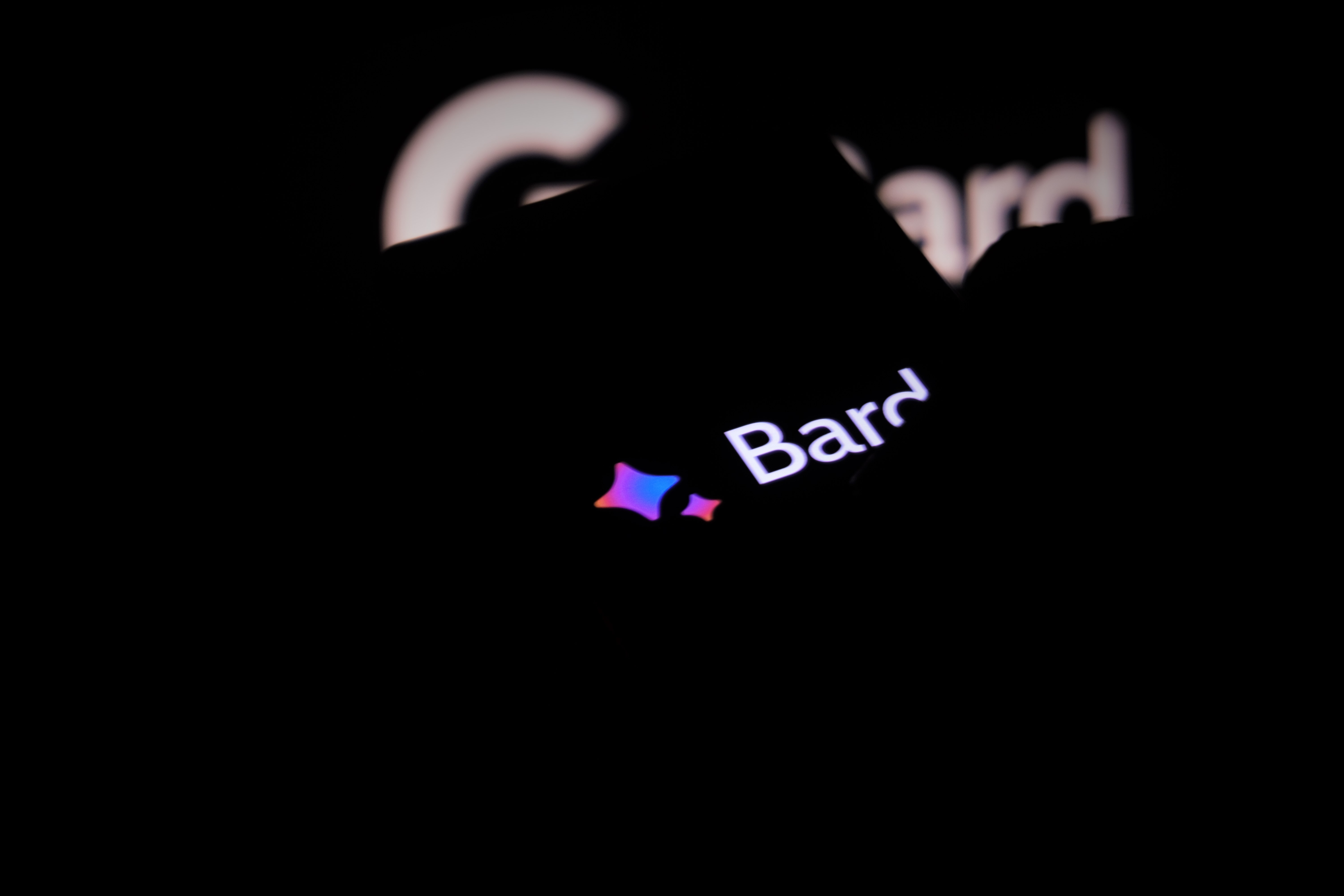 Google подала до суду на шахраїв, які використовували хайп навколо Bard для поширення шкідливого ПЗ
