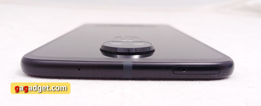 moto-z2-force-09.jpg