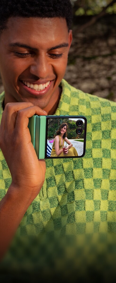 Motorola Razr 60 image 3